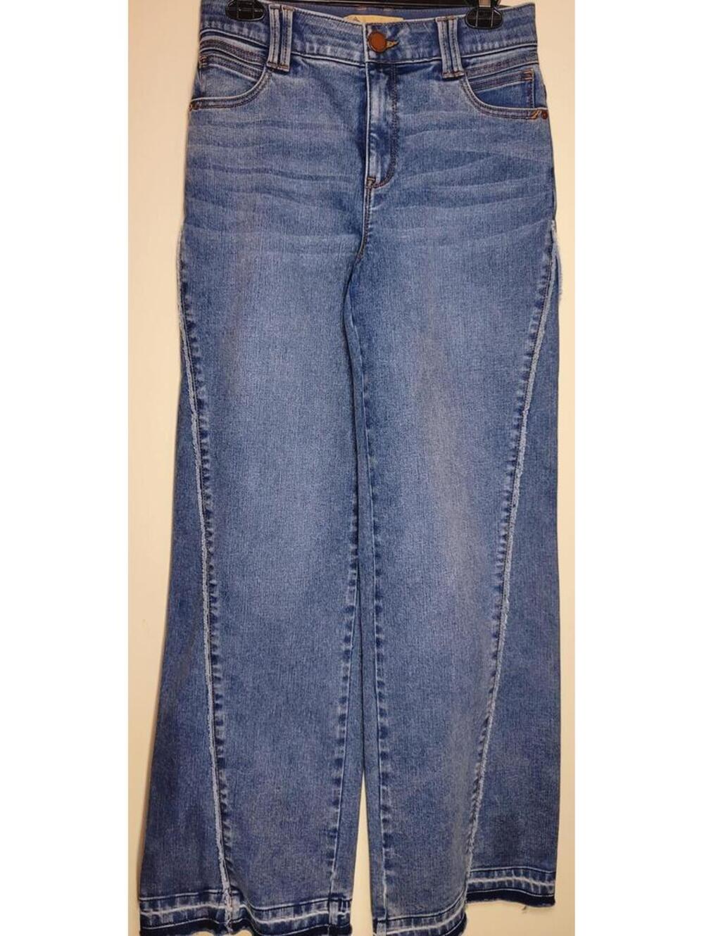 Democracy Women's Blue Mid-Rise Straight Leg Jeans Size 4